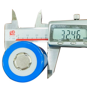Batería de Ciclo Profundo a Precio Económico 32700 3.2V 6000mAh Recargable de Iones de Litio 6Ah Celda LFP - Product Image 4