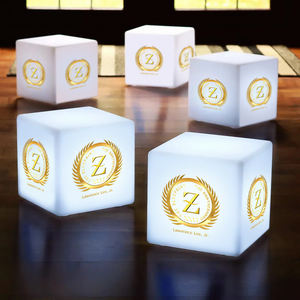 Silla de Bar LED Recargable de Estilo Moderno, Muebles de Plástico Iluminados, Duraderos y Ecológicos para Exteriores, Hoteles, Bares y Hogares - Product Image 5