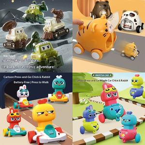 รถของเล่นเด็กพลาสติกขนาดเล็ก รูปการ์ตูน แปลงร่างได้ หมุนได้ รูปสัตว์ ไก่สีเหลือง รถดับเพลิง รถวิศวกรรม สเกล 1:5 สำหรับเด็กอายุ 0-24 เดือน - Product Image 2