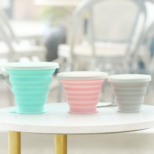 แก้วกาแฟซิลิโคนแบบพกพา 150 มล. แบบพับได้บางเฉียบสไตล์การ์ดสำหรับใช้กลางแจ้ง - Product Image 2