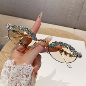 Oval Rhinestone <b>Sunglasses</b> For Women UV400 Protection Plastic And Metal Frame Class 2 Sunshades Black Color - Product Image 1