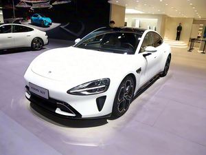 Xiao Mi SU7 2026 PRO MAX, Vehículo Eléctrico Puro, Sedán de 5 Plazas, Xiao Mi Su7, Auto Eléctrico, Precio en Armenia - Product Image 2