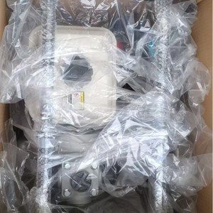 Pompe à essence haute pression de 3 pouces, 15 CV, corps en aluminium, pour l'irrigation agricole et les projets de dragage - Product Image 1