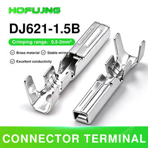 ขั้วต่อหลอดไฟซีนอนรถยนต์ทองเหลือง DJ621-1.5A/B แบบ 1.5 ขา ตัวเมีย ปลั๊ก HID เชื่อมต่อเร็ว ได้รับการรับรองมาตรฐาน IATF16949 คุณสมบัติการมองเห็นสูง - Product Image 1
