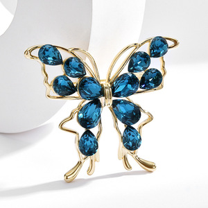 Broche Rosa Azul para Mulheres, Luxo Leve e Sofisticado, Cheio de Zircônias, Elegante, Clássico, Luxuoso e Individual, Wit - Product Image 1