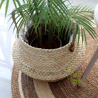 Style nordique extérieur jardin suspendu rotin Pots de fleurs Design contemporain plusieurs tailles plante fibre panier jardinières en gros