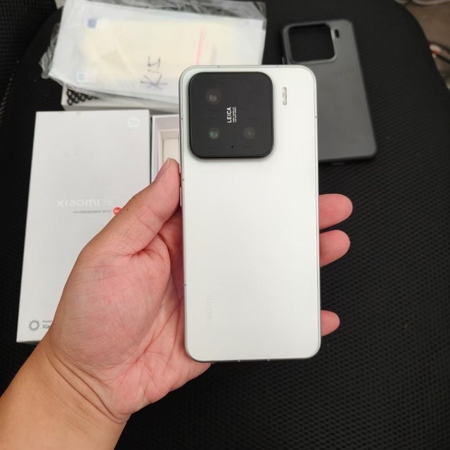 Hot Original Xiao Mi 15 5G Smart Phone with Leica-Summilux Lens/6.3inch Snap-dragon 8 Elite 2/5400mAh Battery 90W Charger