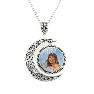 Regalos del Día de San Valentín <span class=keywords><strong>Taylor</strong></span> 1989 Collar para mujer <span class=keywords><strong>Swift</strong></span> disco de vinilo álbum Luna colgante collar concierto regalo para regalo de ventilador - Product Image 4