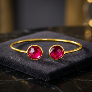 กำไลข้อมือประดับพลอยสีชมพูชุบทอง 14K รุ่น Gem Duo สำหรับผู้หญิง - ดีไซน์ทันสมัยจากสแตนเลสสตีล - Product Image 3