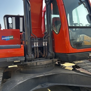 รถขุดมือสอง DOOSAN DX300/DX300LC-9C/DX225 ขนาด 30 ตัน มอเตอร์ 200 กิโลวัตต์ อะไหล่หลักพร้อมส่ง คุณภาพสูง ขายมือสอง - Product Image 3