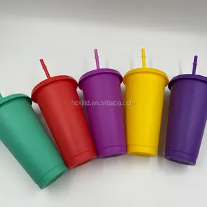 Di vendita caldo 16oz 24oz no colore che cambia tazze di plastica nero colori tazze di acqua di plastica con coperchio e paglia