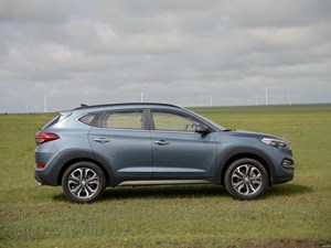 <span class=keywords><strong>Hyundai</strong></span> <span class=keywords><strong>Tucson</strong></span> SUV 2.0L <span class=keywords><strong>2016</strong></span> d'<span class=keywords><strong>occasion</strong></span>, transmission automatique, conduite à gauche, vente flash, <span class=keywords><strong>prix</strong></span> bas - Product Image 3