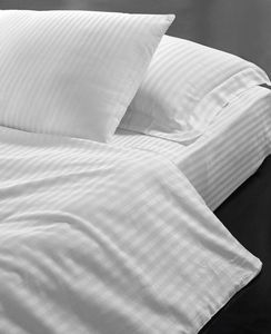 Juego de Ropa de Cama de Algodón Egipcio de Primera Calidad, 300 Hilos, con Rayas Satén, para Habitaciones de Hotel Cinco Estrellas - Product Image 3