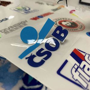 Autocollant de logo en relief doré auto-adhésif, transfert UV, étiquette texturée tridimensionnelle en sérigraphie, imperméable, pour promotions - Product Image 3