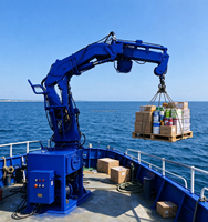 Grue marine hydraulique compacte à bras pliable pour petits et moyens navires