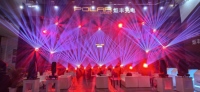 Polarlights LED 18x40W Bee Eyes Moving Head Wash avec laser d'animation RGB 5W Bee Eye Moving Head pour scène, mariage, club, spectacle