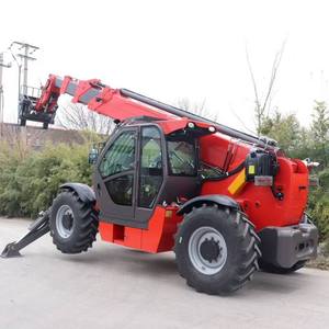 プロ仕様回転式4x4 4.5トンラフテレーンテレハンドラー（CE EPA認証取得済み、17.7mリフト高さ、ガソリン駆動） - Product Image 1