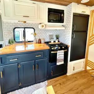 Gabinetes de Cocina Modulares Modernos Personalizados para Autocaravanas - Product Image 2