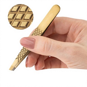 Pinzas de Depilación de Cejas de Acero Inoxidable Dorado OEM, Punta Inclinada de Precisión, Herramientas de Depilación Facial, Venta al Por Mayor, Calidad Profesional - Product Image 1