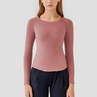 OEM ODM Ioga Logotipo personalizado Ropa de yoga Respetuoso con la piel Deportes Fitness Top Mujeres Camisetas de Yoga de manga larga