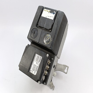 PLC E84DGDVB55242PS 8400 โมเทค ไดรฟ์ยูนิต PLC E84DGDVB55242PS 8400 โมเทค ไดรฟ์ยูนิต คอนโทรลเลอร์ PLC อุตสาหกรรมอัตโนมัติ - Product Image 1