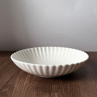 Ensemble de Plats en Céramique Élégants à Bordure Ondulée, Plats Blancs, Utilisation pour Mariage, Événement, Dessert et Dîner, Décoration