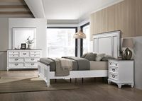 Ensemble de chambre à coucher 3 pièces en bois, très demandé, avec lit king-size à panneaux shiplap et 2 tables de chevet, pour usage domestique et hôtelier