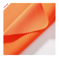 100D 210T Poliéster Spandex Tela elástica 3 capas Impermeable Softshell Polar Patrón de tejido Ropa funcional para exteriores