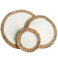 Napperons tissés en paille de coton Isolation thermique ronde Sous-verres de tasse Différents types Tapis de table à manger
