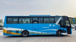 Autobús Híbrido de Lujo Personalizado, Usado, 47 Asientos, Transmisión Automática, Emisión Euro 4, Diésel, Volante a la Izquierda, Sin Accidentes - Product Image 5
