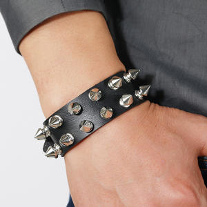 Cross-Border Venta Caliente Ponke Europeo Americano Punk Estilo 2 Filas Spiked Cuero Hombres Pulsera Personalizada Trendy Rock - Product Image 4