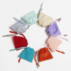 OEM Wholesale Custom Soft Velvet Gift Packaging <b>Drawstring</b> <b>Pouch</b> Multiple Colors Jewelry <b>Drawstring</b> Bag Velvet <b>Pouch</b> With Tassel - Product Image 2