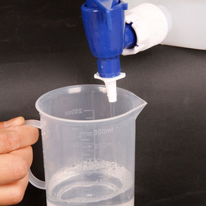 Bouteille de laboratoire à fond amovible de 5 ml/10 ml/20 ml/25 ml, seau à eau en <span class=keywords><strong>plastique</strong></span> <span class=keywords><strong>avec</strong></span> <span class=keywords><strong>robinet</strong></span> pour eau distillée - Product Image 4