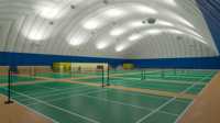 Dôme sportif gonflable avec membrane en PVC/PVDF résistante à la corrosion pour le badminton, le baseball, le tennis, le football