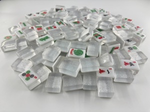 ไพ่มาห์จงอเมริกันแบบกำหนดเอง 160 ชิ้น ประดับกลิตเตอร์ แกะสลักอะคริลิกใส สีทองเงางาม โปร่งแสง 2 ชั้น <span class=keywords><strong>Oh</strong></span> My Tiles พับได้ ทันสมัย - Product Image 3