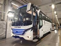 Bus de transport de luxe RHD 67 places avec moteur diesel Cummins, autocar de long trajet pour groupes de voyage