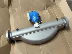Débitmètre Coriolis Endress+Hauser Proline Promass F 300 avec précision supérieure - Product Image 5