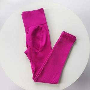 Pantaloni <span class=keywords><strong>invernali</strong></span> <span class=keywords><strong>caldi</strong></span> per il bottino di costole Yoga Leggings senza soluzione di continuità a costine da palestra pantaloni in tinta unita Push up Yoga Scrunch <span class=keywords><strong>Leggins</strong></span> a coste - Product Image 6