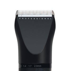 Cortadora de Pelo Profesional Yoshimi JM-520 con Base de Carga, Cuchilla de Cerámica de Titanio Desmontable, Recargable por USB - Product Image 4