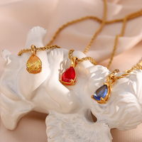 Dreamshow Collier en acier inoxydable plaqué or 18 carats, chaîne torsadée, zircon coloré en forme de goutte d'eau, pierre de naissance, inaltérable