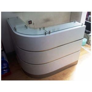 เคาน์เตอร์บริการกระจกดีไซน์เรียบง่าย โต๊ะต้อนรับสำนักงานขนาดเล็ก ทำจากวัสดุแข็ง - Product Image 3