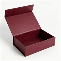 Boîte cadeau magnétique de luxe personnalisée en bordeaux, boîte d'emballage rigide en papier pliable avec fermeture magnétique pour l'emballage de vêtements