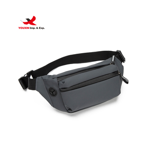 Riñonera de Viaje de Alta Calidad, Riñonera Cruzada de Piel Sintética Impermeable con Orificio para Auriculares - Product Image 4