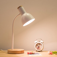 Lampe de bureau nordique simple avec base en bois et métal et col de cygne flexible, lampe de table E27 pour chambre à coucher, éclairage moderne