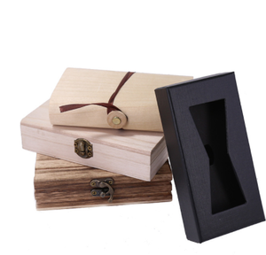 Set di <span class=keywords><strong>Papillon</strong></span> in Piume Fatti a Mano per <span class=keywords><strong>Uomo</strong></span> in Confezione Regalo - Product Image 6
