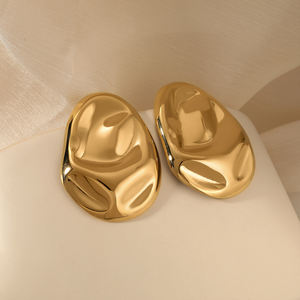 أقراط معدنية 316L من الفولاذ المقاوم للصدأ من Clioro أقراط Sutd مقاومة للماء بيضاوية مطلية بالذهب أقراط جذابة مجوهرات عصرية للنساء - Product Image 2