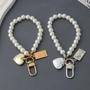 Porte-clés pendentif cœur mignon pour étui de téléphone, bracelet cœur en perles pour femme, porte-clés, bracelet de poignet tendance, cordon de téléphone, étui pour écouteurs - Product Image 5