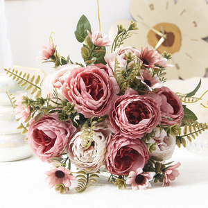 Shur Manyan <span class=keywords><strong>Bouquet</strong></span> <span class=keywords><strong>de</strong></span> pivoines et <span class=keywords><strong>de</strong></span> <span class=keywords><strong>roses</strong></span> artificielles 3D haut <span class=keywords><strong>de</strong></span> gamme, fait main, longue durée, imperméable, pour mariage, Noël, Pâques - Product Image 2