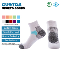 Chaussettes de sport unisexes pour femmes et hommes, épaisses, chaudes, en coton et nylon, avec blocs de couleur, patchwork, respirantes, athlétiques, pour l'extérieur, en tissu éponge doux
