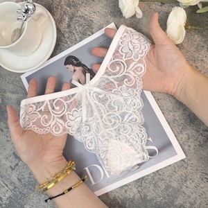 Braguitas de encaje transparentes para mujer, de talle medio, sin costuras, con lazo, blancas, para uso diario - Product Image 1